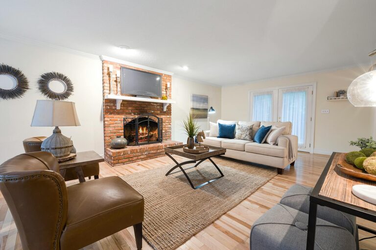Tips for Creating a Cosy and Inviting Living Room on a Budget